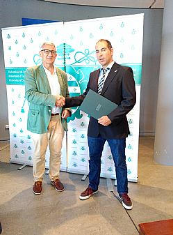 Imagen de la noticia: CONVENIO DE COLABORACIÓN ENTRE LA FRPA Y LA UNIVERSIDAD DE OVIEDO